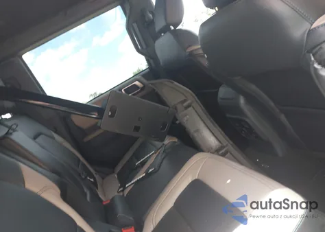 2023 Ford Bronco Wildtrak z USA, uszkodzony, nr VIN 1FMEE5DP9PLB43528